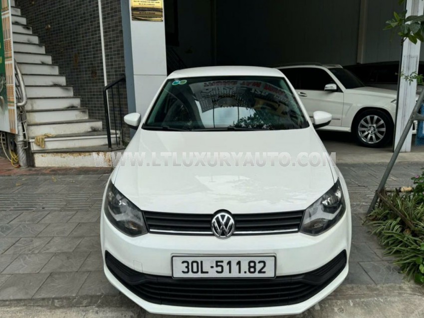 Volkswagen Polo 1.6 AT 2016