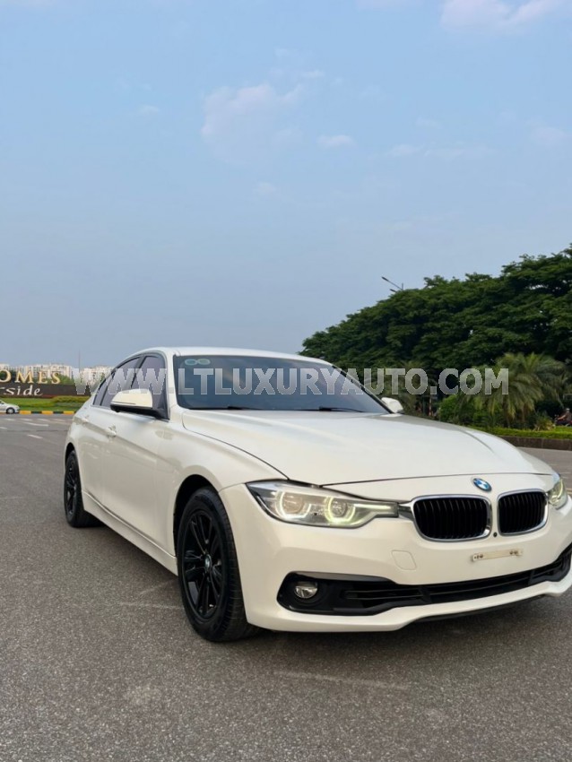 BMW 3 Series 320i 2016