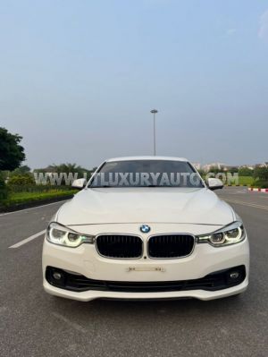 Xe BMW 3 Series 320i 2016