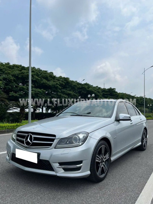 Mercedes Benz C class C200 2013