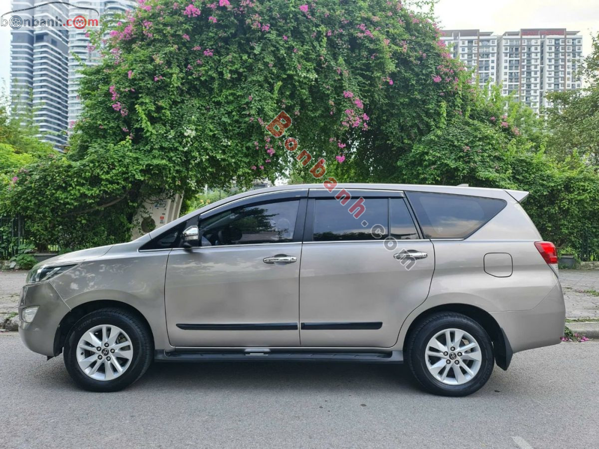 Toyota Innova 2.0E 2016