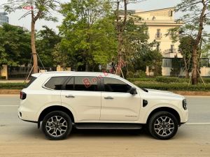 Xe Ford Everest Titanium Plus 2.0L 4x4 AT 2022