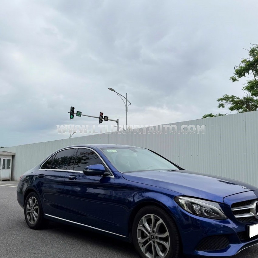 Mercedes Benz C class C200 2017