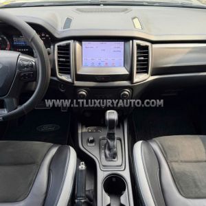 Xe Ford Ranger Raptor 2.0L 4x4 AT 2020