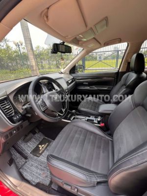 Xe Mitsubishi Outlander 2.0 CVT 2023
